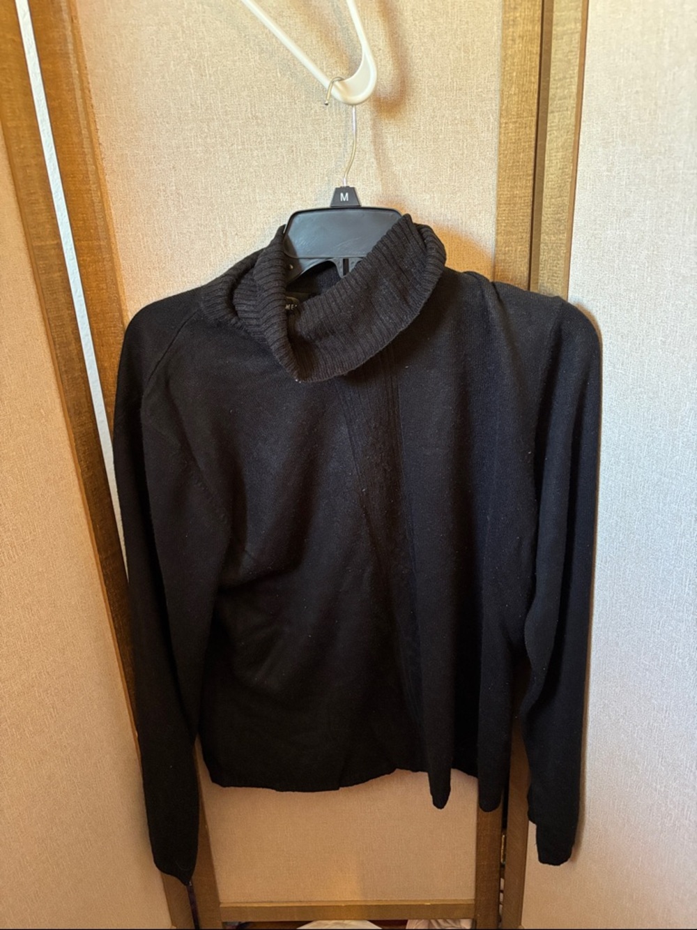 Requirements Black Women's Turtleneck Sweater - Classic Cozy Style XL
